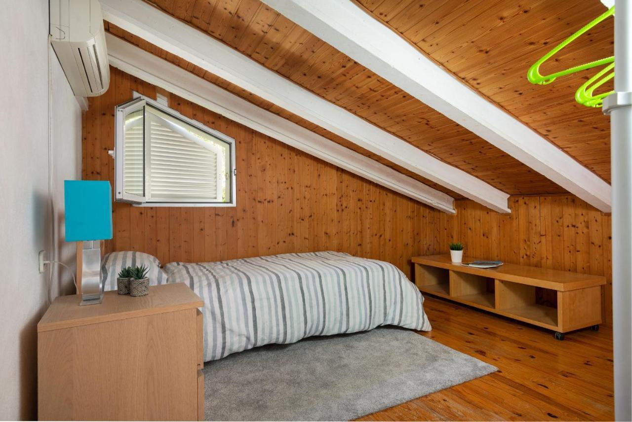 0 m² dengan 4 kamar tidur dan 2 kamar mandi pribadi di Alcudia Villa Bagian luar foto