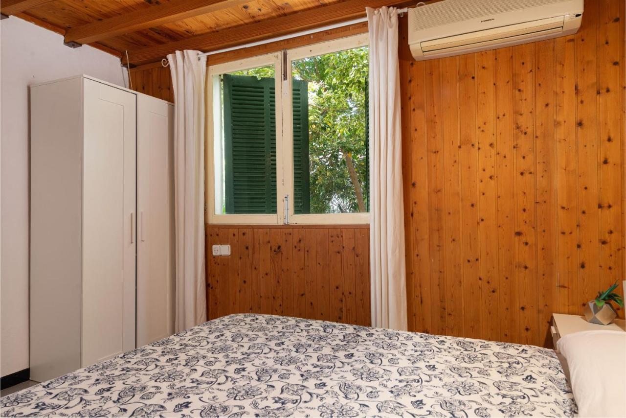 0 m² dengan 4 kamar tidur dan 2 kamar mandi pribadi di Alcudia Villa Bagian luar foto